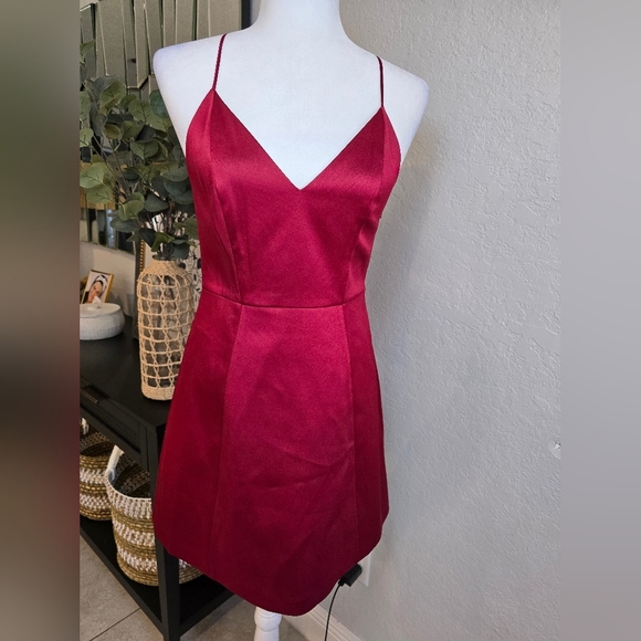 Express Red Halter Satin Mini Dress Size 4 - Picture 3 of 10